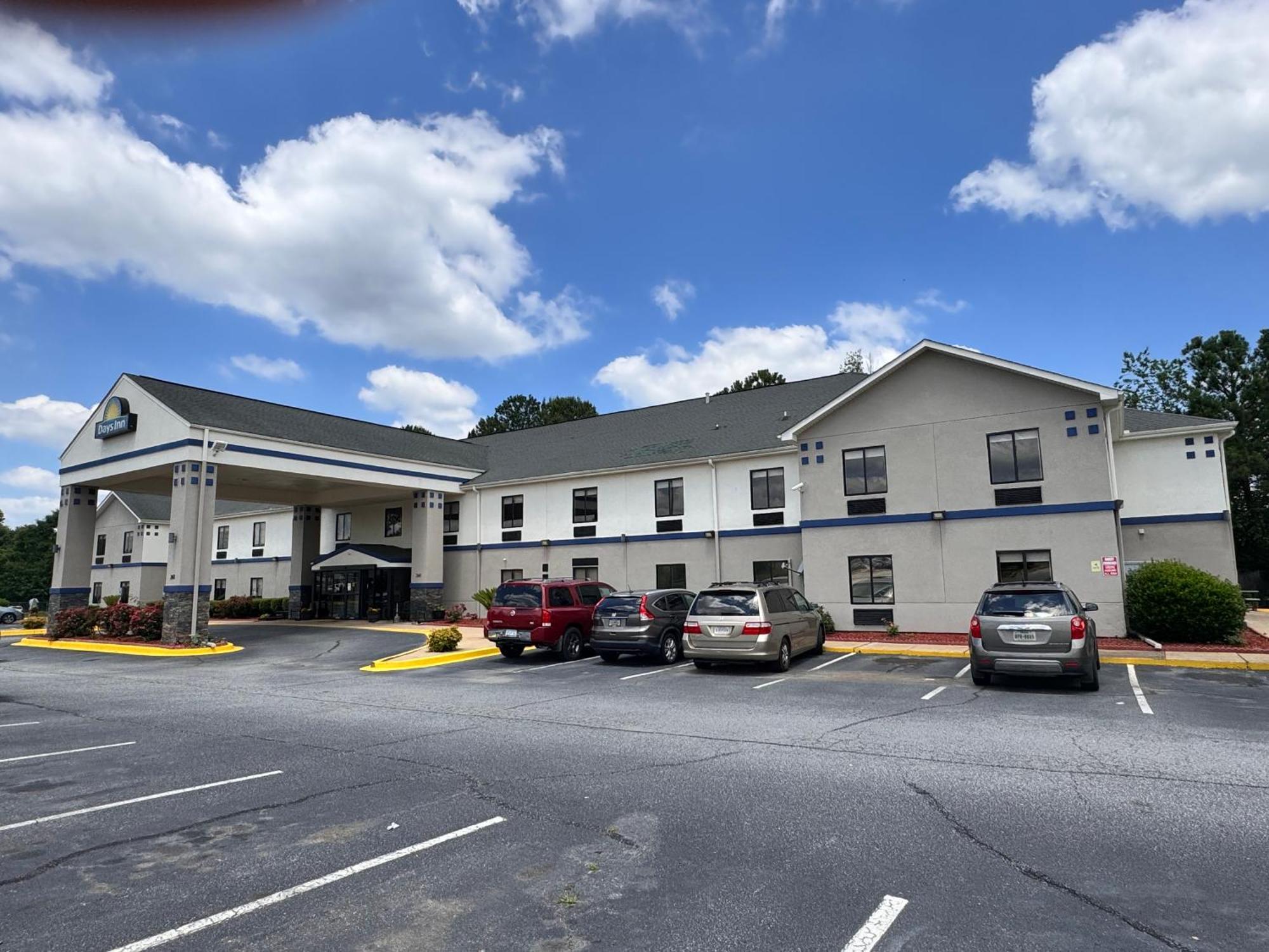 Days Inn By Wyndham Mauldin/Greenville Exterior photo